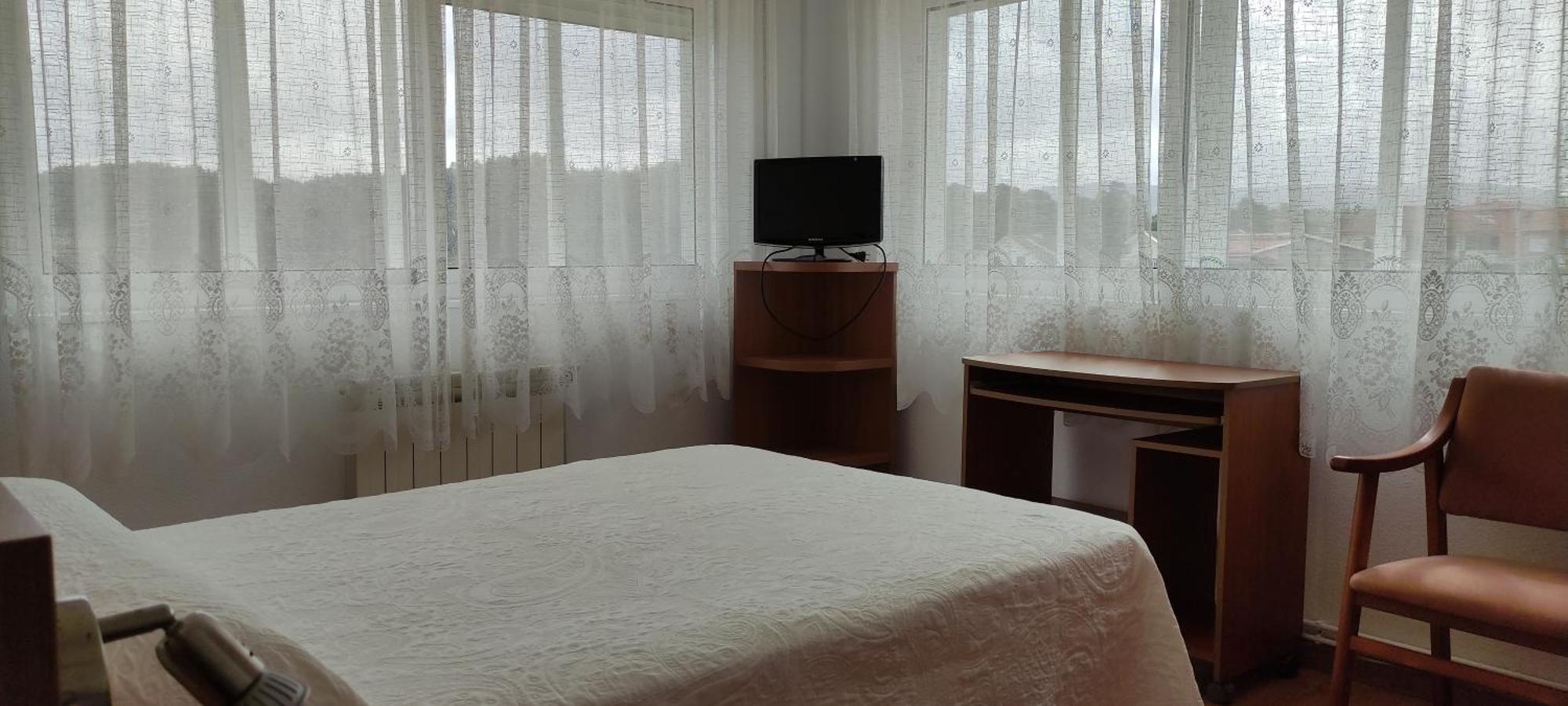 Hotel A Roda 巴尔多维尼奥 外观 照片